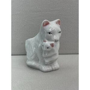 VTG White Cat Planter Mother Kitten Cottage Ceramic Figurine Plant Decor